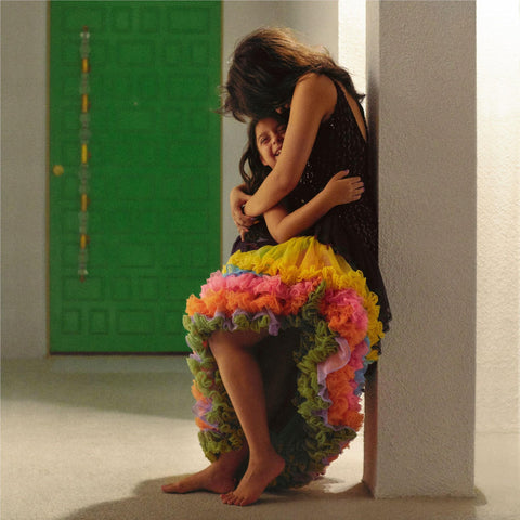Familia (Limited Deluxe Edition)